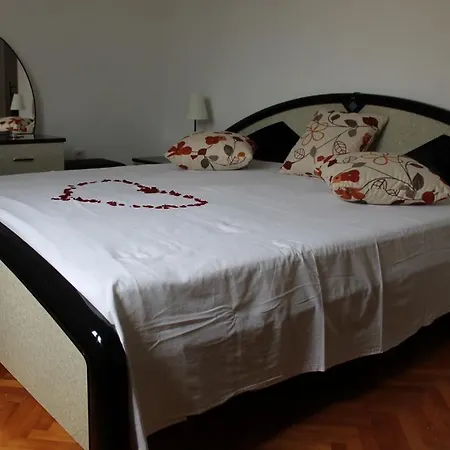 Apartman Apartment Maris - Location&Parking *
