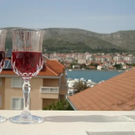 Apartment Maris - Location&Parking Apartment *