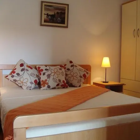 Apartment Maris - Location&Parking Apartment